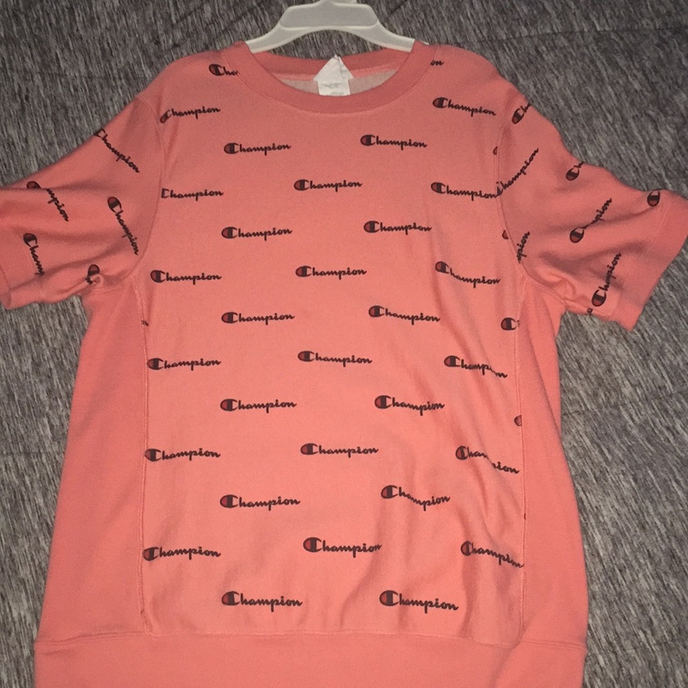 Champion salmon T-shirt size medium